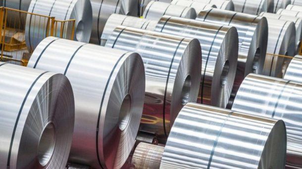 El Gobierno suspendió las retenciones a las exportaciones de aluminio y acero