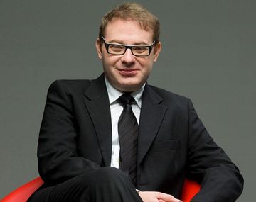 Axel Kuschevatzky: No hay nada que me interese más que el cine