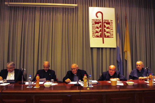 Obispos debaten sobre las elecciones y la realidad del país