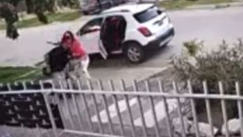 horror en chaco: motochorros arrastraron a una jubilada de 74 anos para robarle la cartera horror en chaco: motochorros arrastraron a una jubilada de 74 anos para robarle la cartera