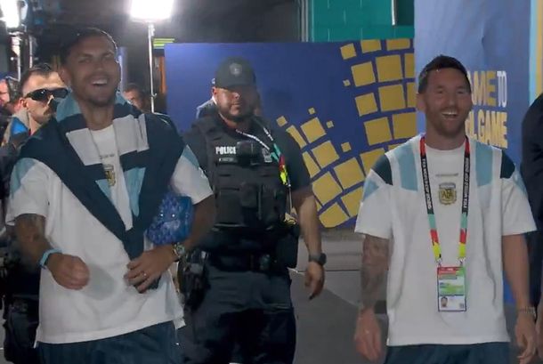 Así llegó la Selección Argentina al Hard Rock Stadium.