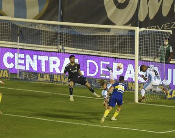Un Boca alternativo venció a Atlético en Tucumán y se prende