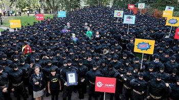542 batmans se juntaron en canada 542 batmans se juntaron en canada
