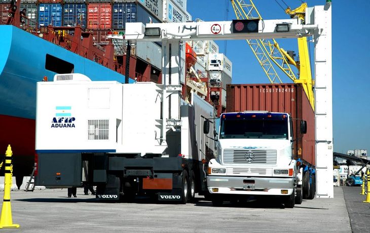 El superávit comercial creció un 114% y llegó a US$803 millones en julio