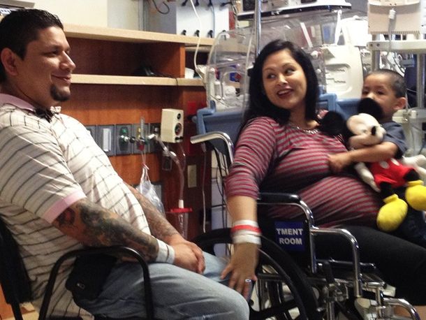 Los Montalvo tuvieron dos pares de mellizos en el mismo día