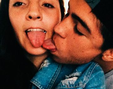 El chape hot de Jana Maradona y su novio