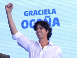 martin lousteau festejo su eleccion y hablo de un balotaje con el pro martin lousteau festejo su eleccion y hablo de un balotaje con el pro