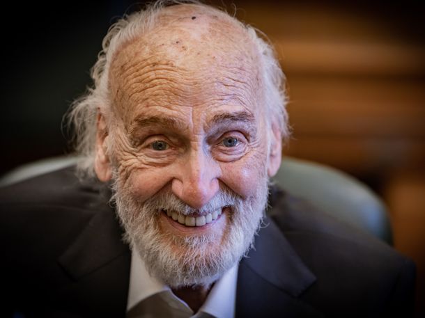 Héctor Alterio