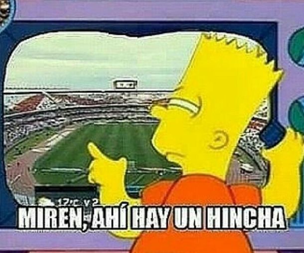 Memes por el Monumental vacío