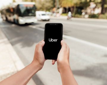 Hackean Uber y publican datos financieros