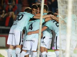 Colón derrotó a Tigre Colón derrotó a Tigre