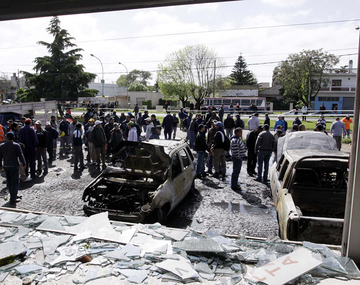 Violento enfrentamiento de la UOCRA deja siete heridos