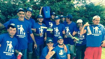 los limpiavidrios de rosario piden trabajar en el casamiento de messi: la carta los limpiavidrios de rosario piden trabajar en el casamiento de messi: la carta