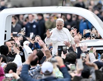 Javier Milei sostiene que es probable que el papa León XIV visite la Argentina pronto.
