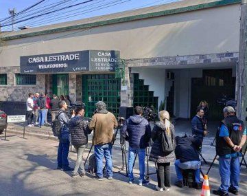 Familiares y amigos despidieron los restos del ingeniero apuñalado en Palermo