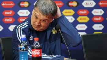 las dudas del tata martino: ¿biglia o banega? ¿tevez, agüero o higuain? las dudas del tata martino: ¿biglia o banega? ¿tevez, agüero o higuain?