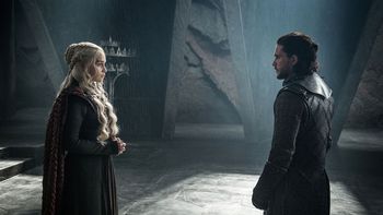 Daenerys Targaryen y Jon Snow Daenerys Targaryen y Jon Snow