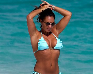 Una millonaria heredera vive en bikini y en la playa