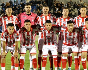 Los primeros caídos: Talleres (RE) y CADU descendieron en la Primera Nacional