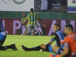 Aldosivi contra almagro por el ascenso a la Superliga - Crédito:&nbsp;@clubaldosivi