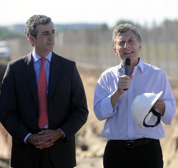 Randazzo puso en duda las promesas electorales de Macri
