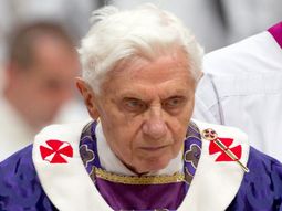 aseguran que el papa renuncio por el escandalo de vatileaks aseguran que el papa renuncio por el escandalo de vatileaks