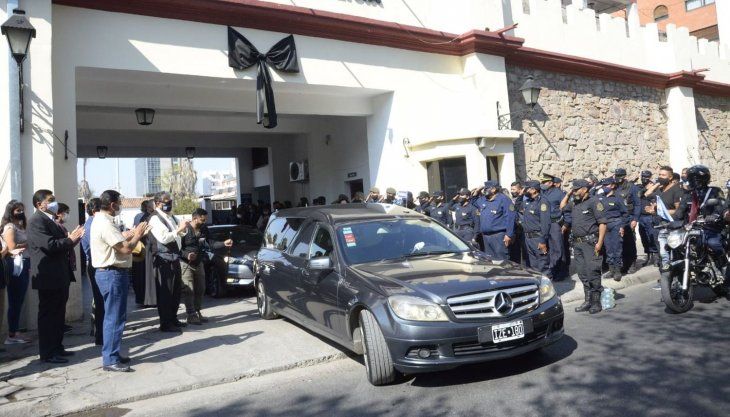 Salta: así despidieron al subcomisario que mataron de un palazo por intentar desactivar una fiesta clandestina