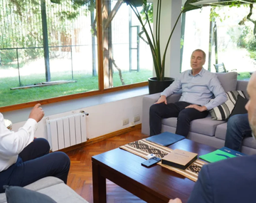 Santilli visitó al gobernador de Neuquén Rolando Figueroa: de qué hablaron