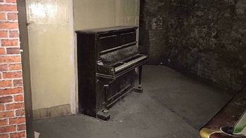Este es el piano que se tocaba solo en Gran Bretaña Este es el piano que se tocaba solo en Gran Bretaña