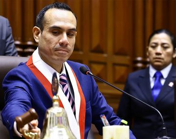 Presidente destituido José Jerí.