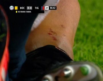 Falta de Frabra contra Chiarini - Crédito: @TNTSportsLA