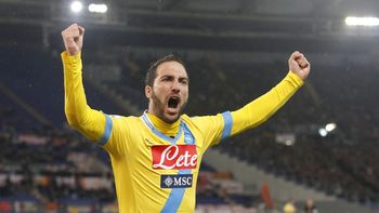 pese al gol de higuain, el napoli cayo ante la roma pese al gol de higuain, el napoli cayo ante la roma