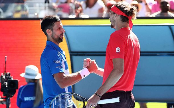 Alexander Zverev y Novak Djokovic. Alexander Zverev y Novak Djokovic.