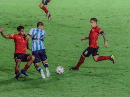 Ex árbitro hincha de Independiente dijo que el penal que le dieron a Racing es insólito