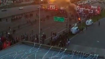 El Gobierno advirtió que la Gendarmería va a avanzar El Gobierno advirtió que la Gendarmería va a avanzar