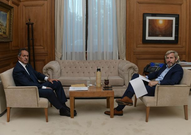 Scioli respondió al Gobierno con un decálogo propio indicando que hay otro camino