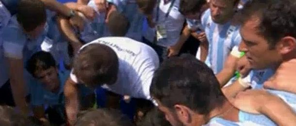 Otra conmovedora charla de Retegui, el DT de Los Leones: Ahora vamos por el oro