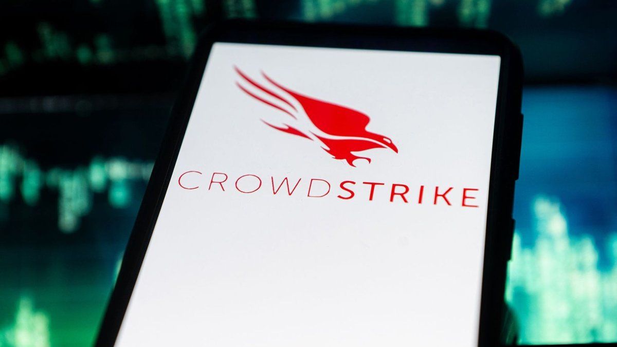 Qué es Crowdstrike, el software de ciberseguridad que provocó el colapso informático mundial