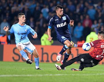 Racing goleó a Temperley en Avellaneda