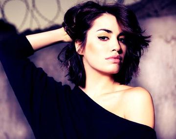 Lali opinó sobre el posible romance de su ex Peter Lanzani con Violetta