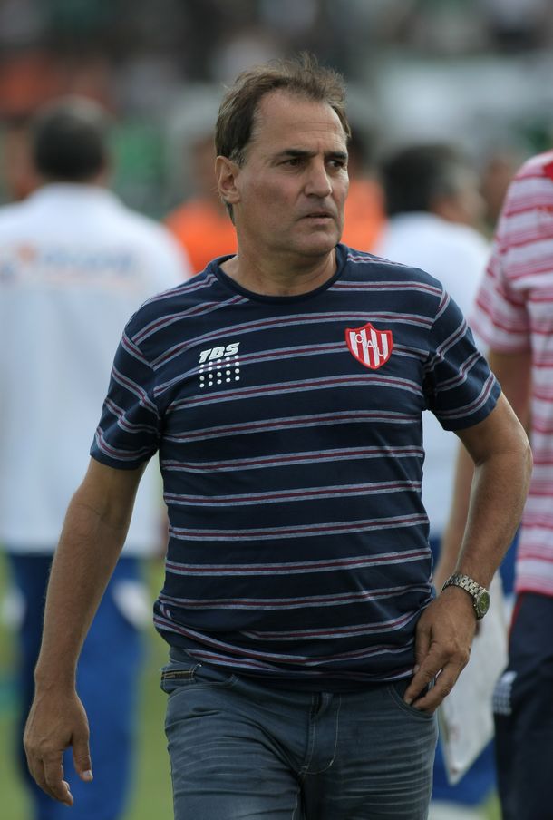 Polémica: un DT de Primera División incendió a sus jugadores