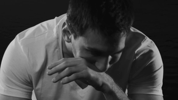 messi llora en una campana contra la violencia en el futbol messi llora en una campana contra la violencia en el futbol