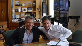 urribarri insistio con tener a axel kicillof en su formula urribarri insistio con tener a axel kicillof en su formula