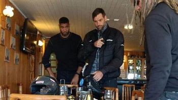 Los ex Spurs viajan en moto por la Patagonia Los ex Spurs viajan en moto por la Patagonia