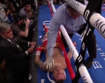 El mexicano Mikey García conquistó el título mundial de peso ligero