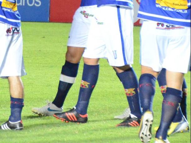 Unión de Villa Krause jugó ante Quilmes con medias del Barcelona y el City