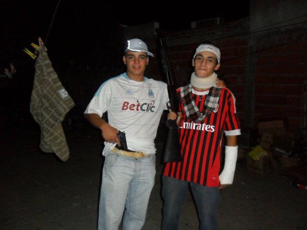 Un vengador escracha a pibes chorros en redes sociales