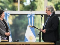 En un breve acto, Carla Vizzotti juró como ministra de Salud