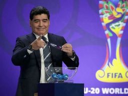 Diego Armando Maradona en el sorteo del Mundial Sub 20 Diego Armando Maradona en el sorteo del Mundial Sub 20