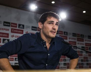 Entre lágrimas Casillas se despidió del Real Madrid